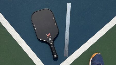 What Is A Delaminated Pickleball Paddle – The Ultimate Guide